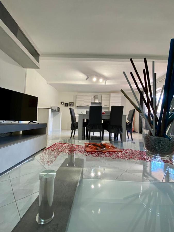Sofi House-Appartamento In Villa Con Piscina Scafati Extérieur photo